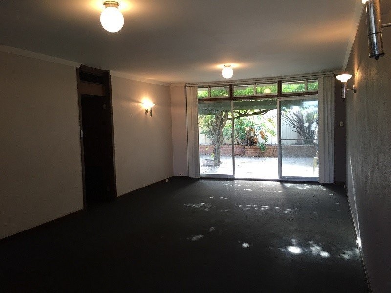 27 Pimlott Street, Dianella WA 6059