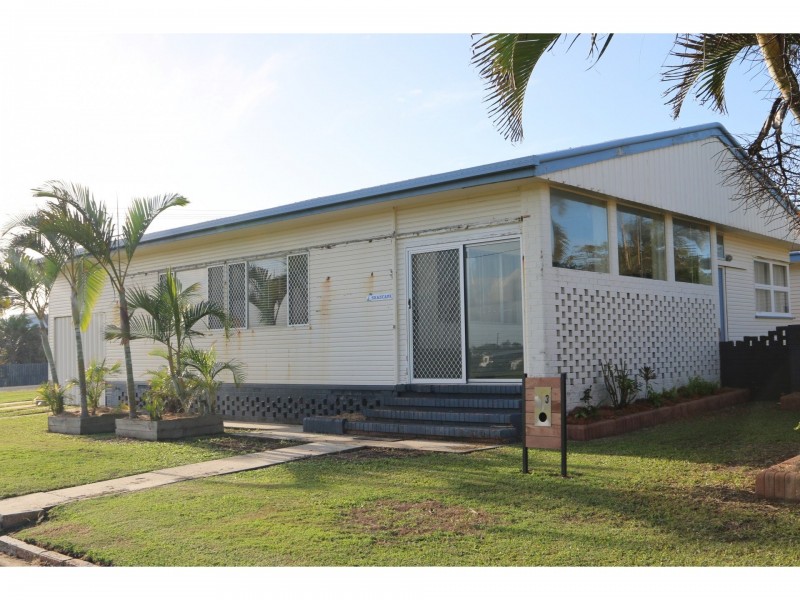 3 Bennett Street, Elliott Heads QLD 4670