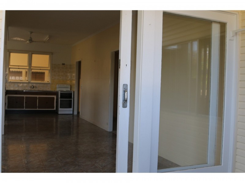 3 Bennett Street, Elliott Heads QLD 4670