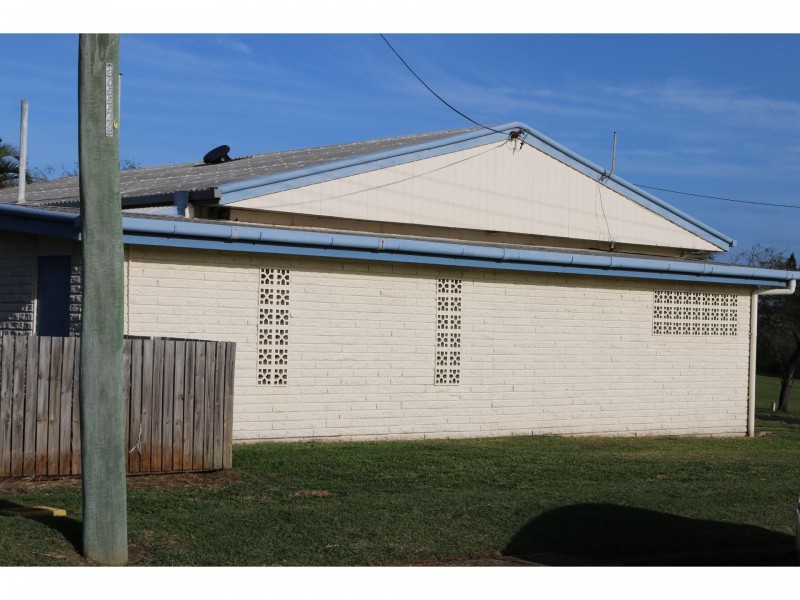 3 Bennett Street, Elliott Heads QLD 4670