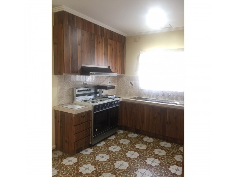 17 Highridge crescent, Airport West VIC 3042