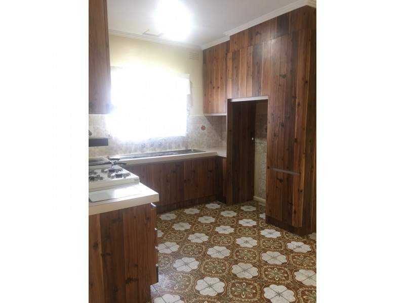 17 Highridge crescent, Airport West VIC 3042