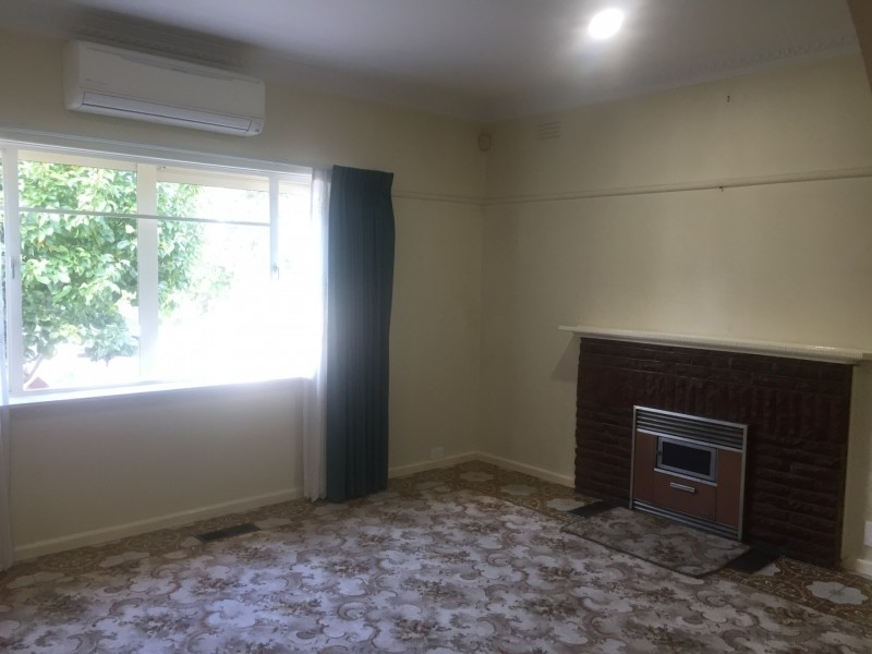 17 Highridge crescent, Airport West VIC 3042