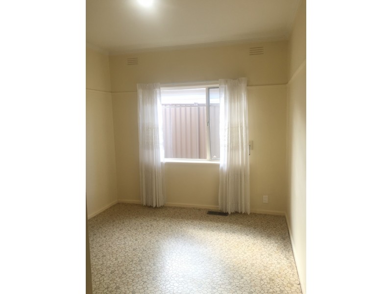 17 Highridge crescent, Airport West VIC 3042