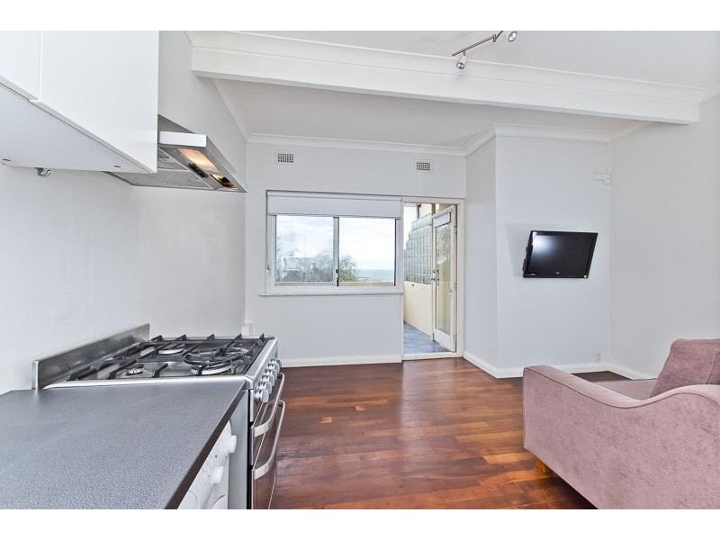 7/15 Eric Streer, Cottesloe WA 6011