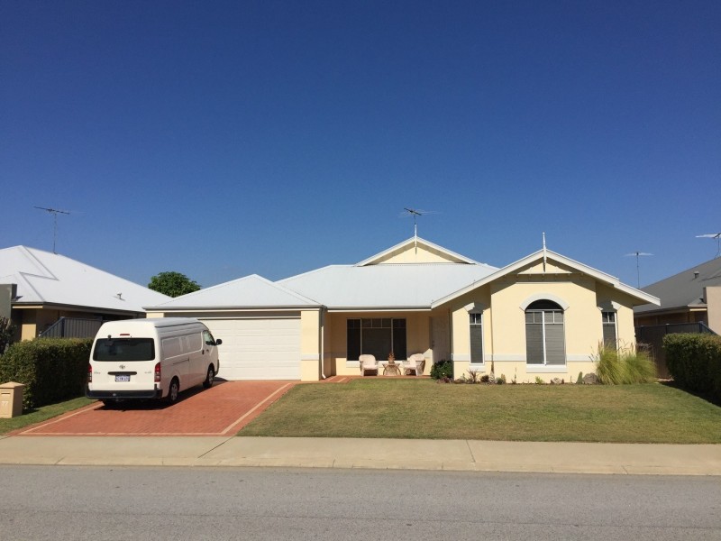 77 Bellavista Parade, Meadow Springs WA 6210