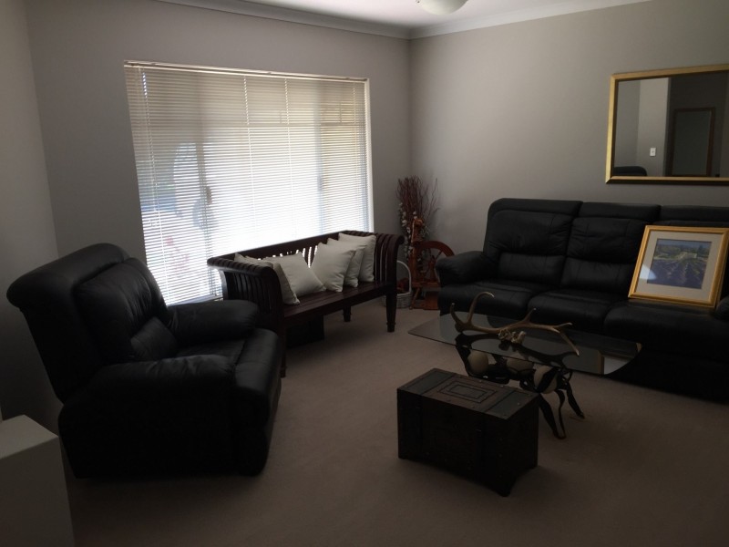 77 Bellavista Parade, Meadow Springs WA 6210