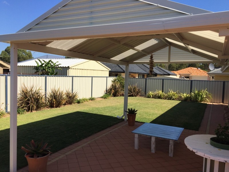 77 Bellavista Parade, Meadow Springs WA 6210