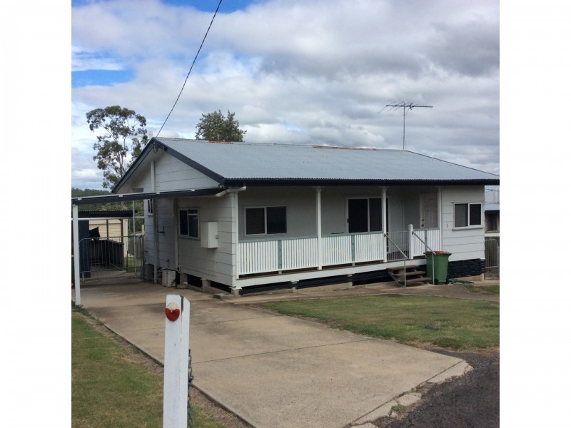 2 Church Street North, Redbank QLD 4301