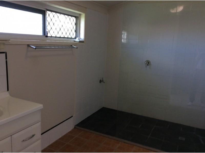 2 Church Street North, Redbank QLD 4301
