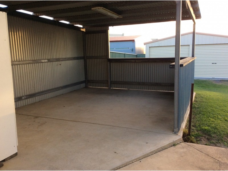 2 Church Street North, Redbank QLD 4301