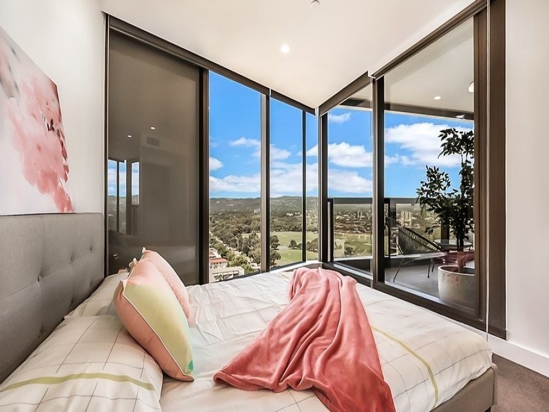 2204/411-427 King William Street, Adelaide SA 5000