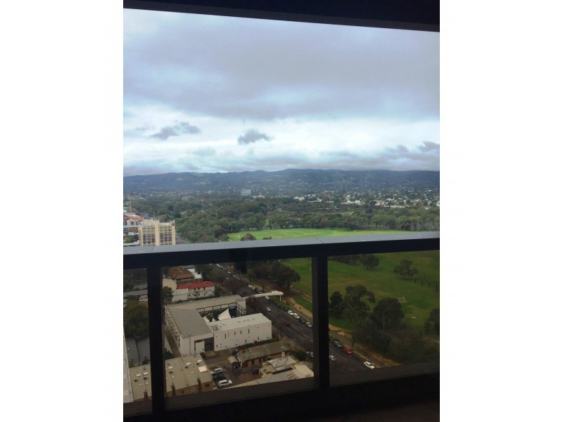 2204/411-427 King William Street, Adelaide SA 5000