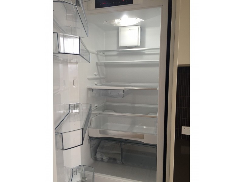 2204/411-427 King William Street, Adelaide SA 5000