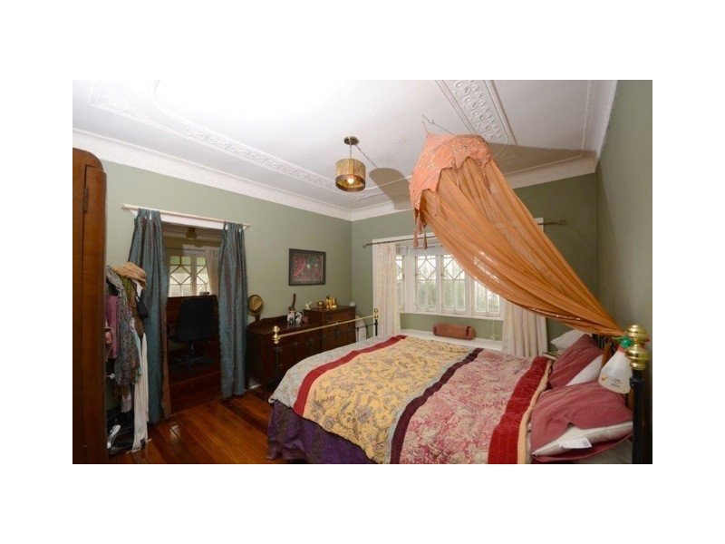 19 Martin Street, Woodend QLD 4305