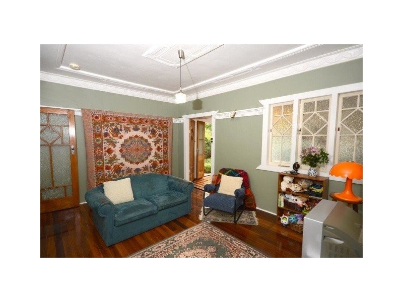 19 Martin Street, Woodend QLD 4305