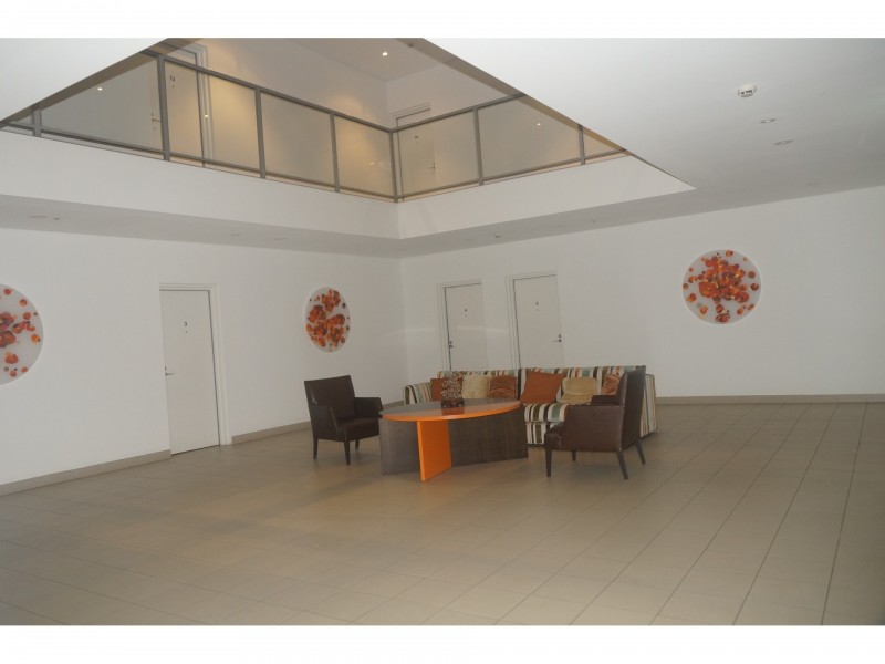 8/213 Normanby Road, Notting Hill VIC 3168