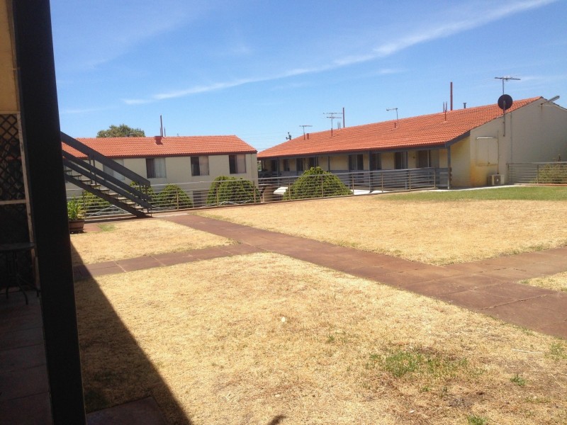 11/19 Blackwood Avenue, Hamilton Hill WA 6163