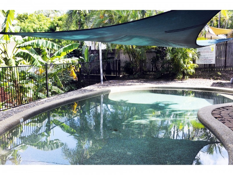 7/77-79 Moore Street, Trinity Beach QLD 4879