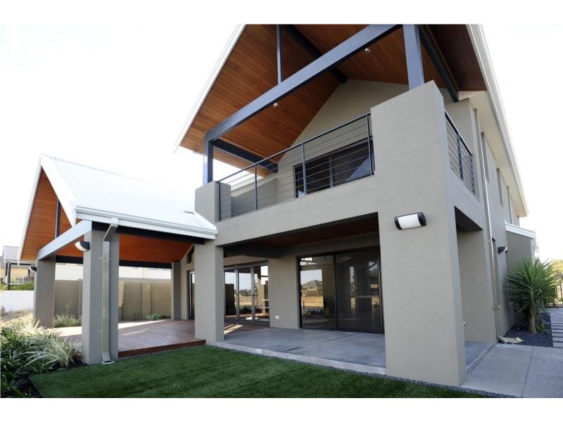 1 Waterlily Drive, Dudley Park WA 6210