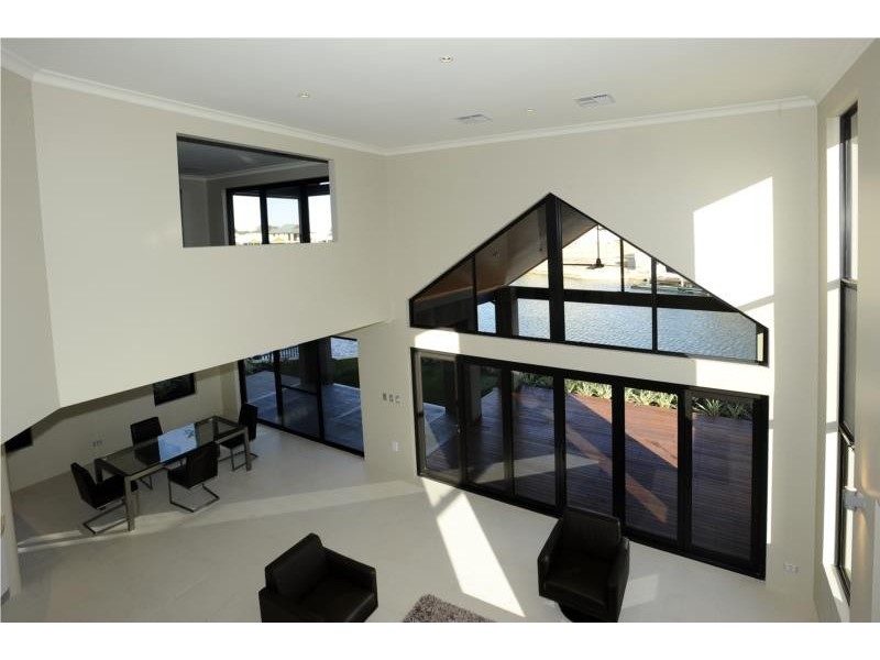 1 Waterlily Drive, Dudley Park WA 6210