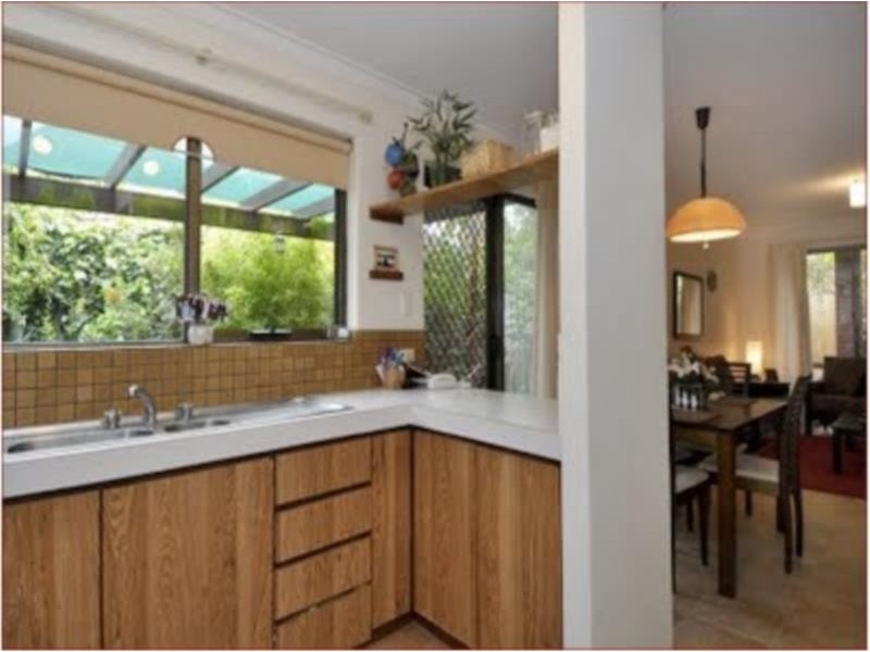 4/245 Thomas Street, Shenton Park WA 6008