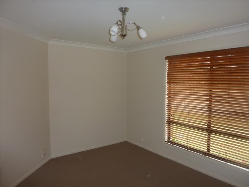 43 Smythe Drive, Highfields QLD 4352