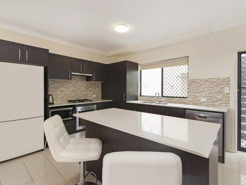 2/116 Chaucer Street, Moorooka QLD 4105