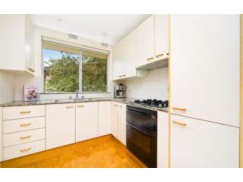 8/16 Clarke Street, Narrabeen NSW 2101