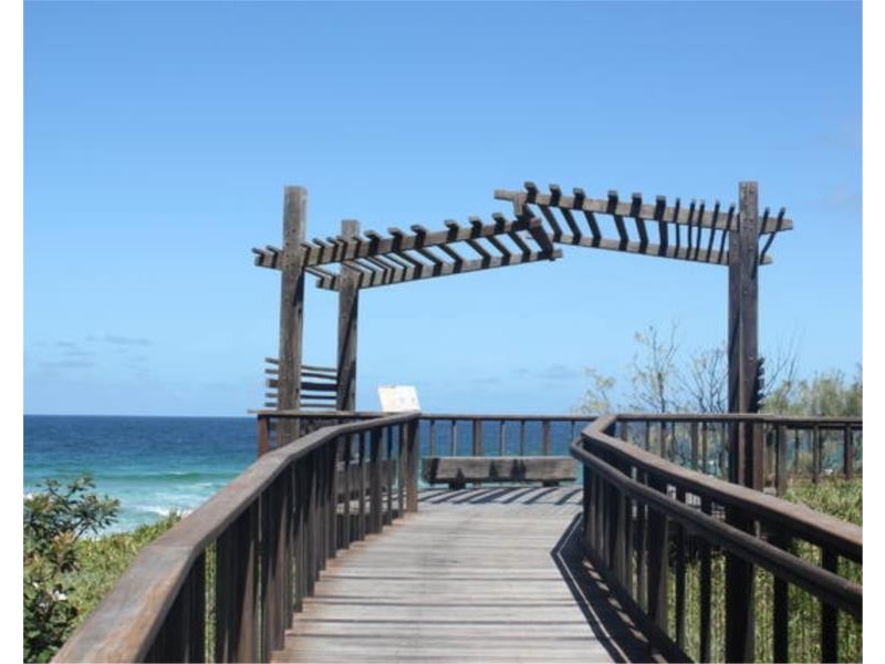 42 Boardwalk Blvd, Mount Coolum QLD 4573