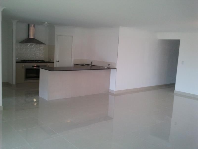 11 Narbonne Way, Piara Waters WA 6112