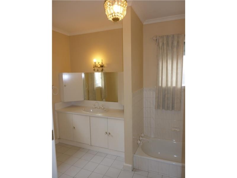 20 Dickens Street, Elwood VIC 3184