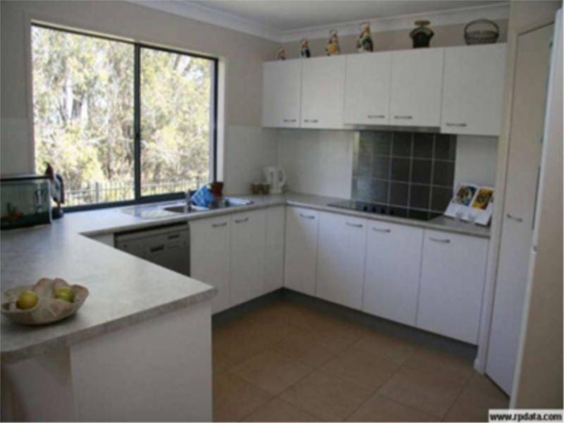 8 Truscot Place, Thornlands QLD 4164