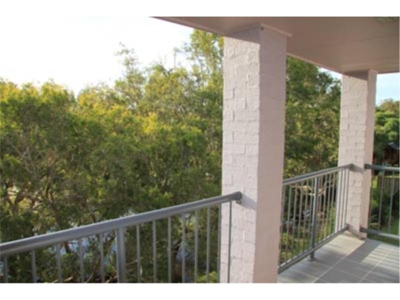 8 Truscot Place, Thornlands QLD 4164