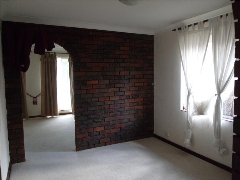 2b Robinson Road, Eden Hill WA 6054