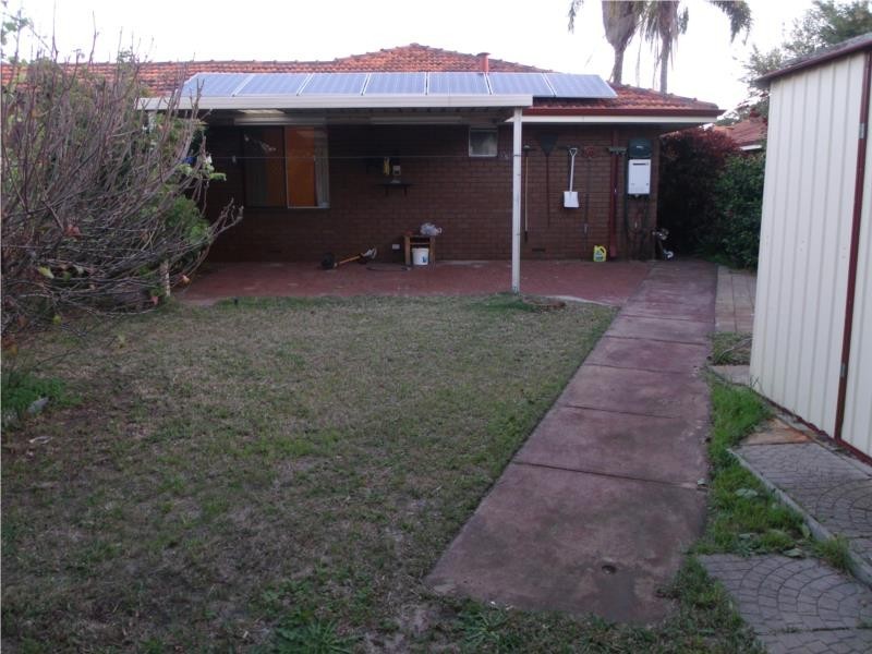 2b Robinson Road, Eden Hill WA 6054