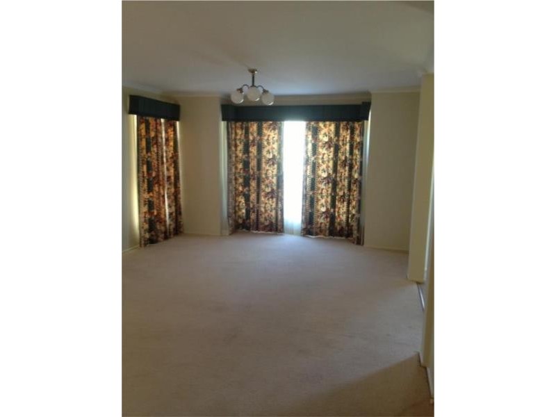 7 Falconer Court, Rangeville QLD 4350