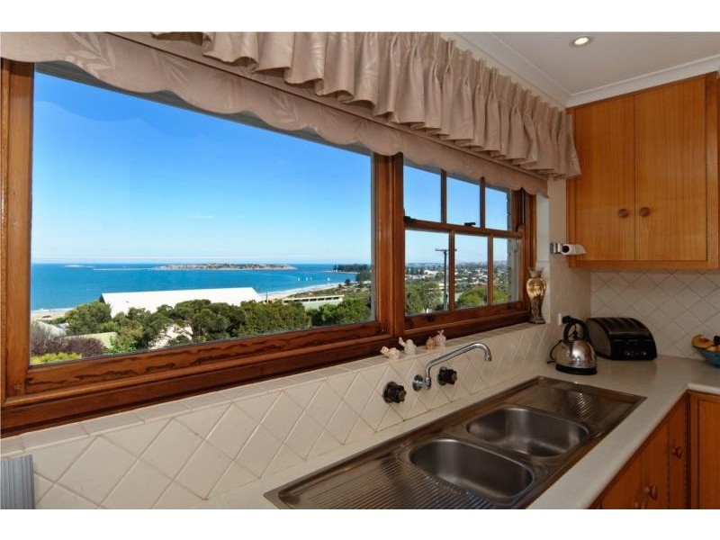 19 Bluffview Road, Mccracken SA 5211