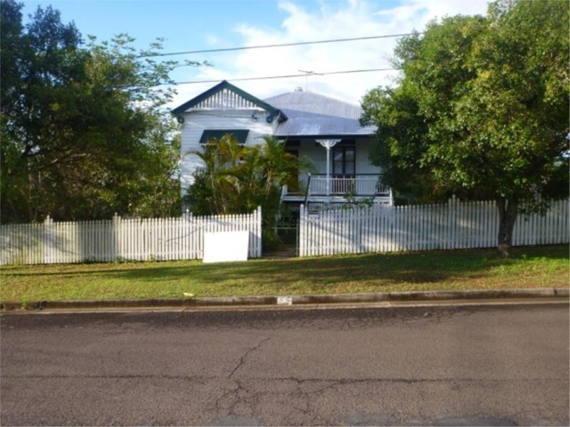 35 Cribb Street, Sadliers Crossing QLD 4305