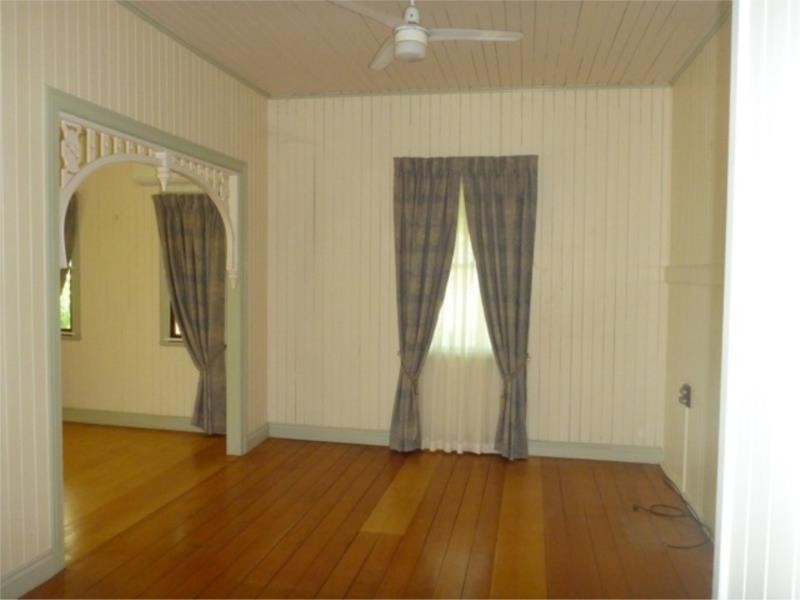 35 Cribb Street, Sadliers Crossing QLD 4305