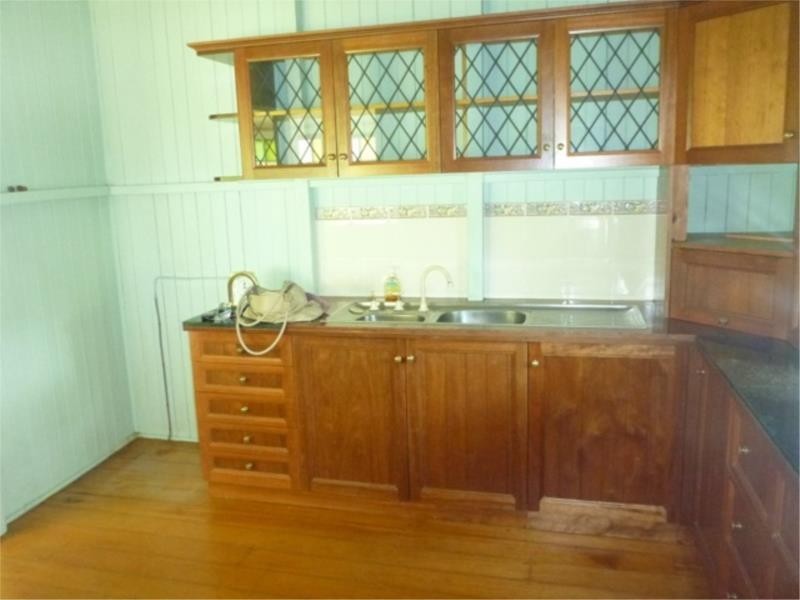 35 Cribb Street, Sadliers Crossing QLD 4305