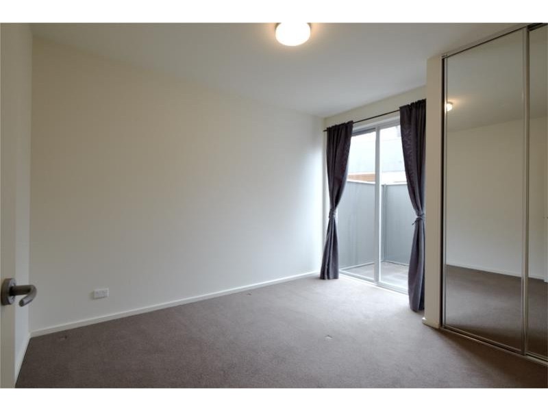 11 Harrys Lane, Clifton Hill VIC 3068