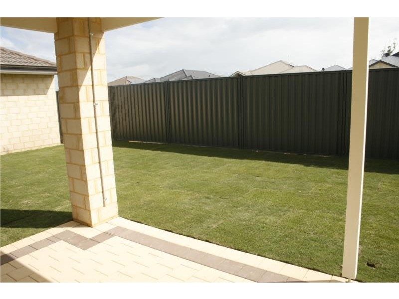 23 Cornwall lane, Baldivis WA 6171
