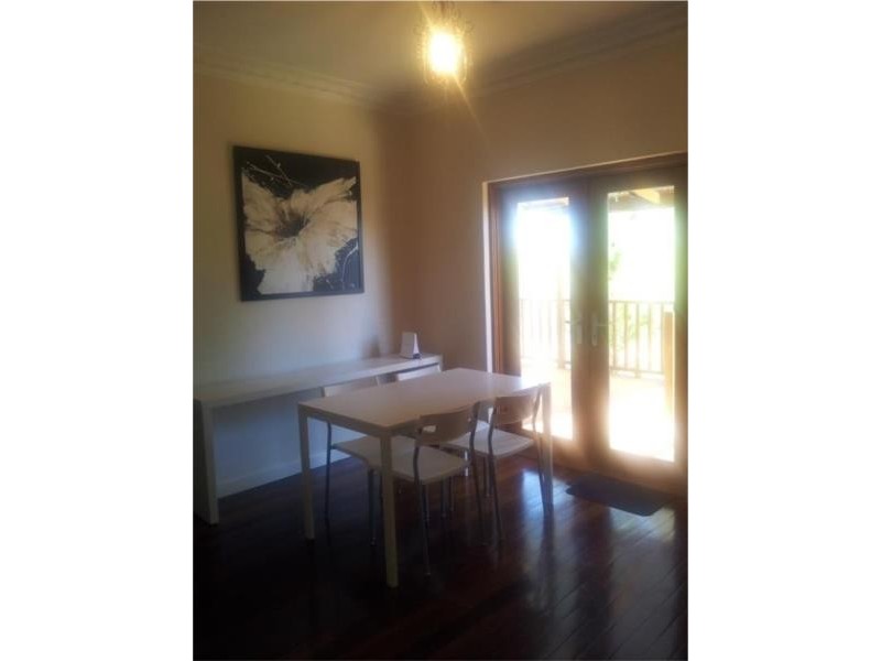 3 Redwood Crescent, Melville WA 6156