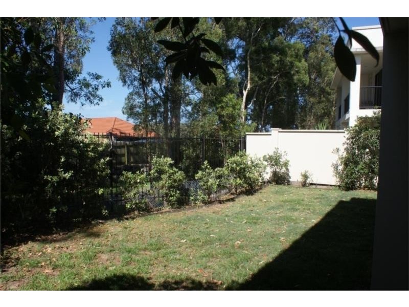 368 PINE RIDGE RD, Runaway Bay QLD 4216