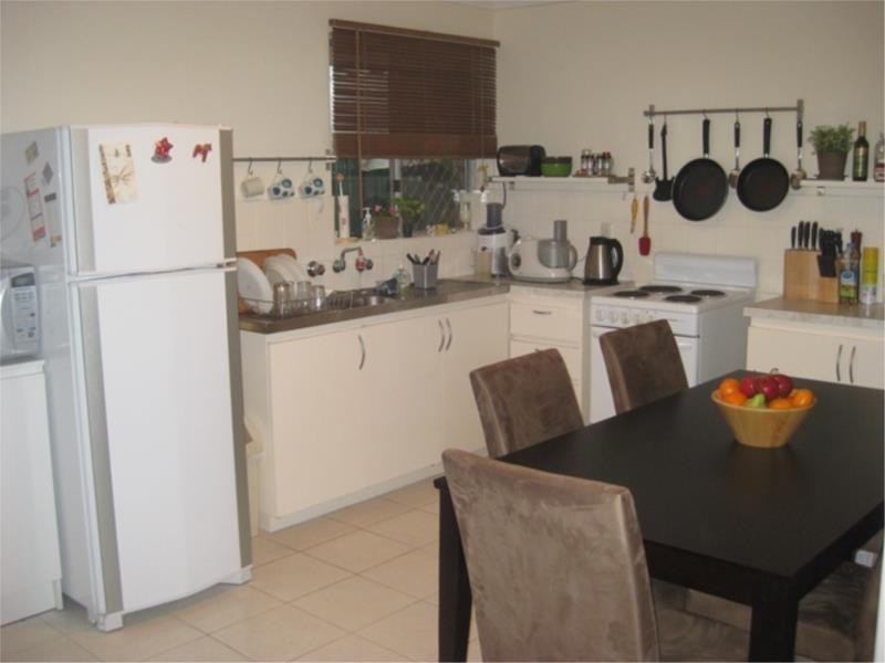 2/89 Powell Street, Joondanna WA 6060