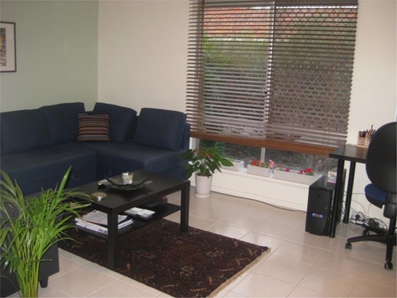 2/89 Powell Street, Joondanna WA 6060