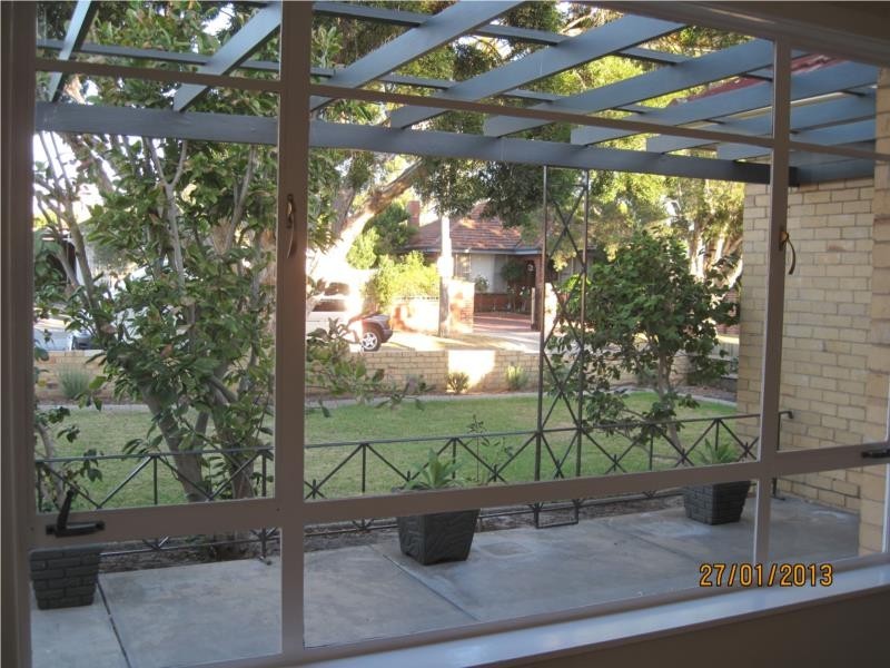 79 Spring Road, Hampton East VIC 3188