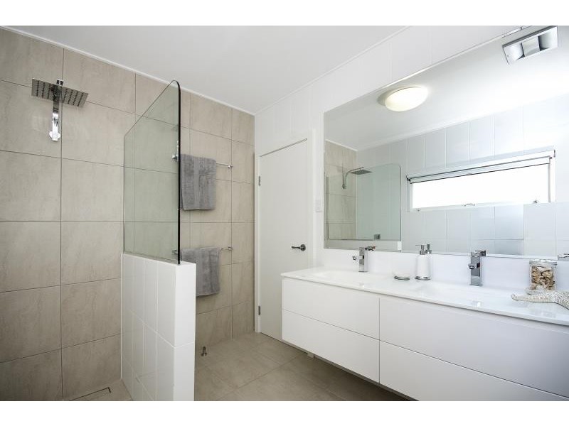 45 Lindsay Street, Rosslea QLD 4812