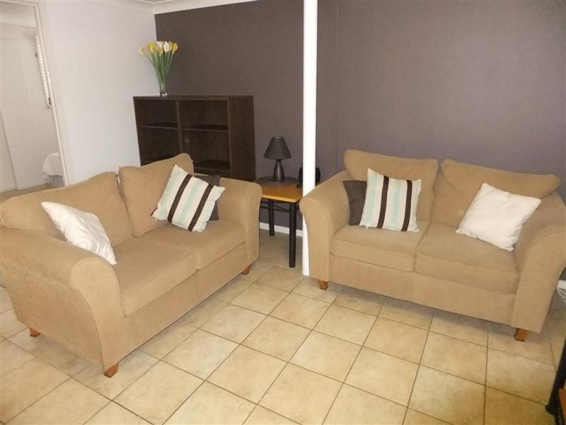 6A Waverley Street, Southport QLD 4215